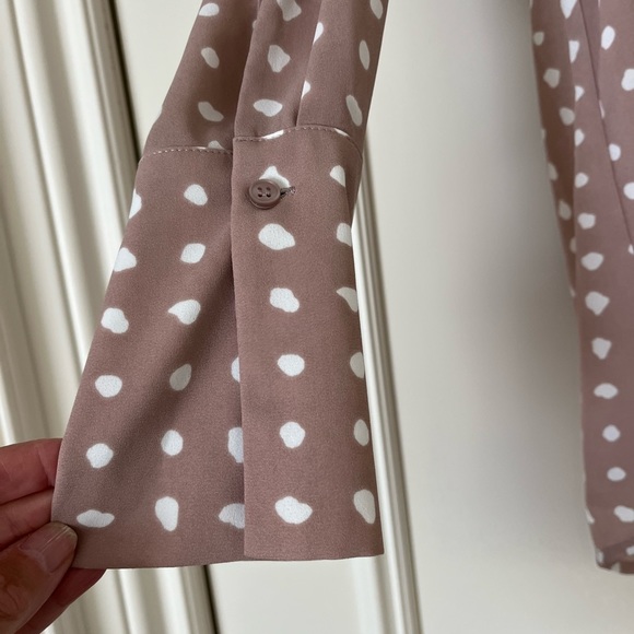 Brand new polka dot shirt from Nordstrom rack - Picture 2 of 7